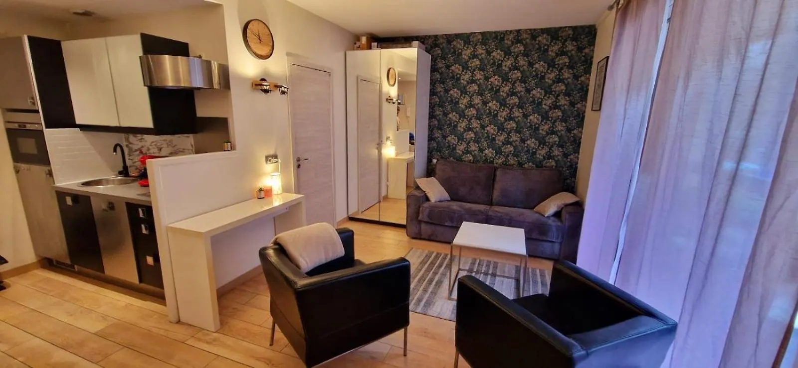 Studio Moderne, 10Min A Pied Gare D'Annecy Apartment France